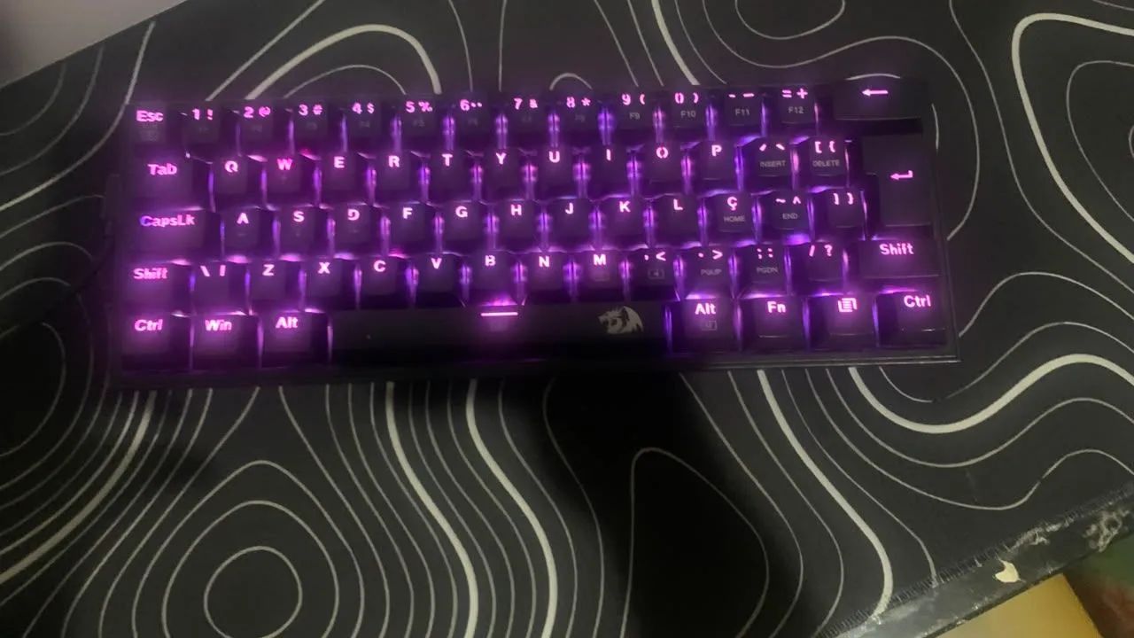 Teclado redragon k617 rgb fizz Black switch Brown, com removedor de switch e keycaps - Foto 5