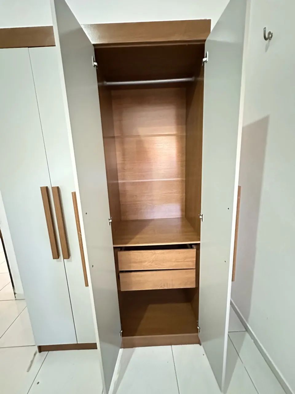 Guarda roupa quatro portas - Foto 4