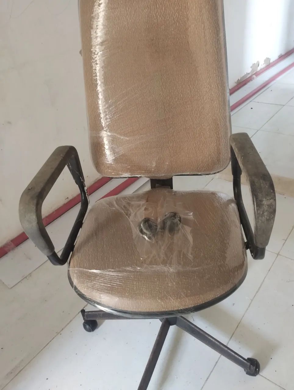 Cadeira de escritório  - Foto 4