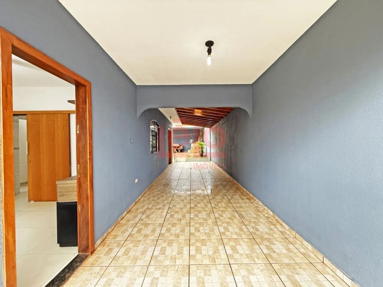 Casa de 3 quartos para alugar em Maringá com suíte, energia solar, edícula e 4 vagas - Foto 4