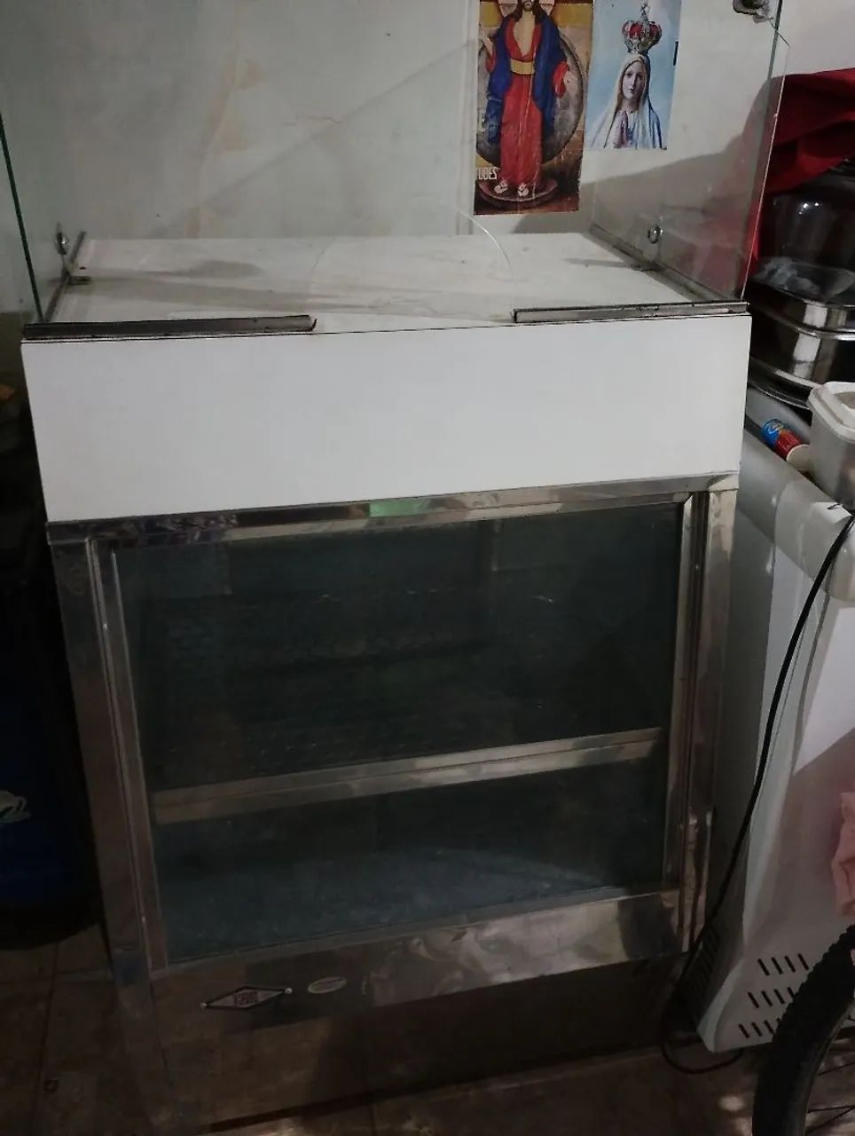 Balcão expositor com gaveta e chave e lampada interna - Foto 3
