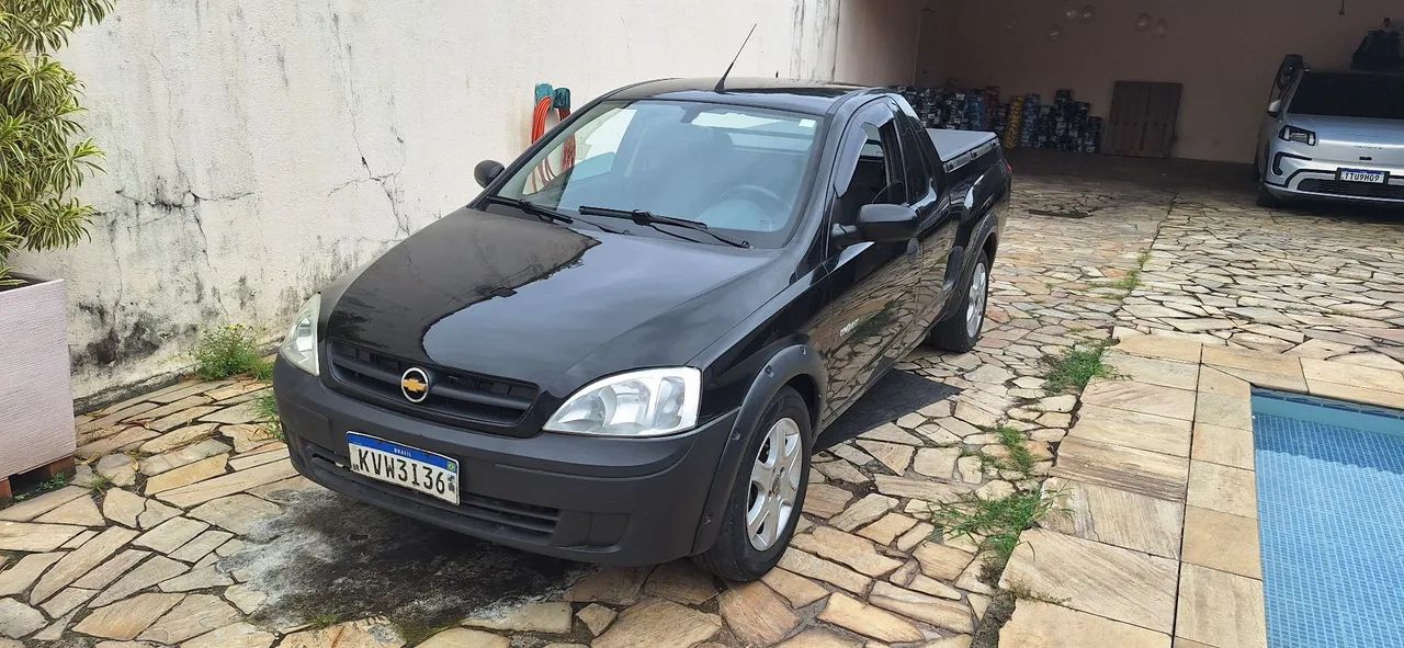 Chevrolet Montana 1.4 8V CONQUEST ECONOFLEX 2P 2010
