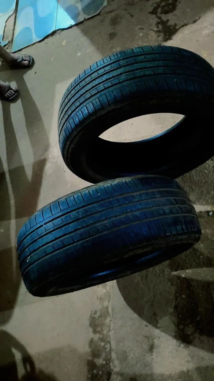 Vendo pneu aro 18 