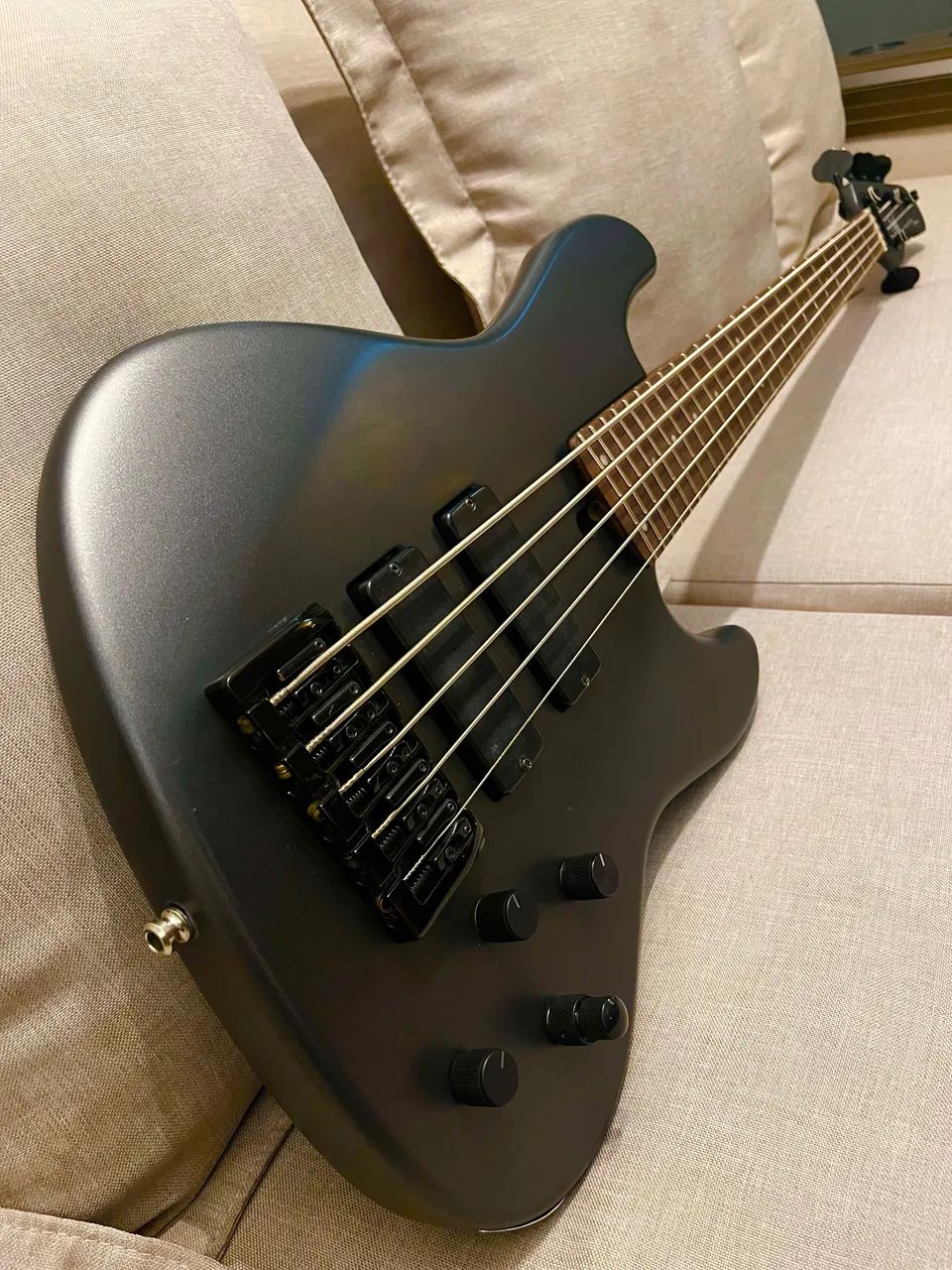 Contra baixo Mayones Luthier  - Foto 3