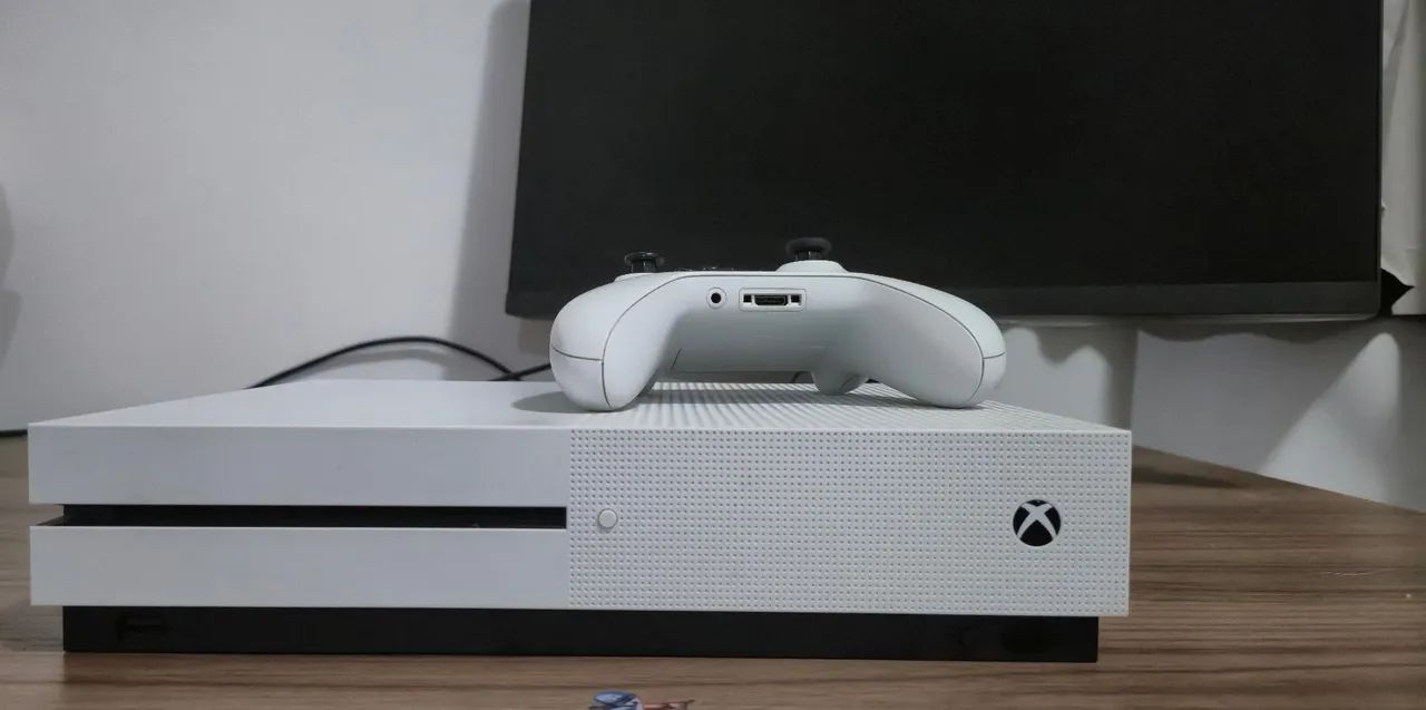 Xbox one 1 Tb + Controle - Foto 4