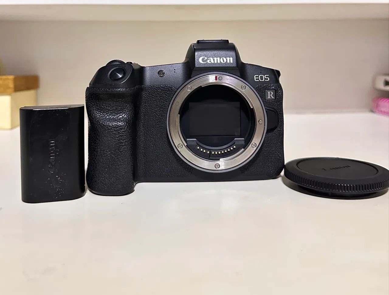 Canon R Mirrorless