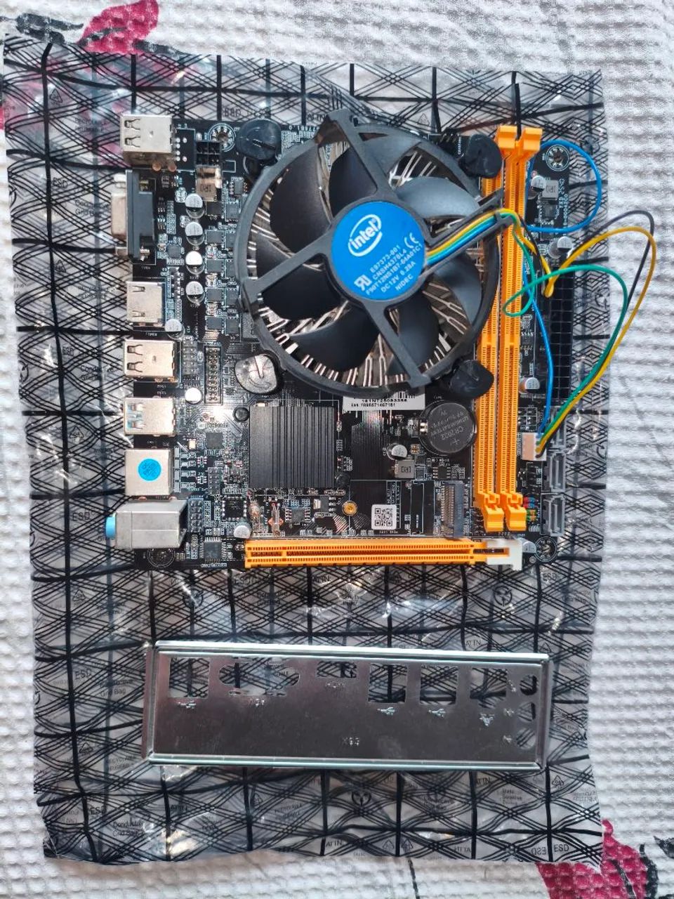 Kit Upgrade Intel Core I5 7500 Ddr4 -  Placa Mãe H110