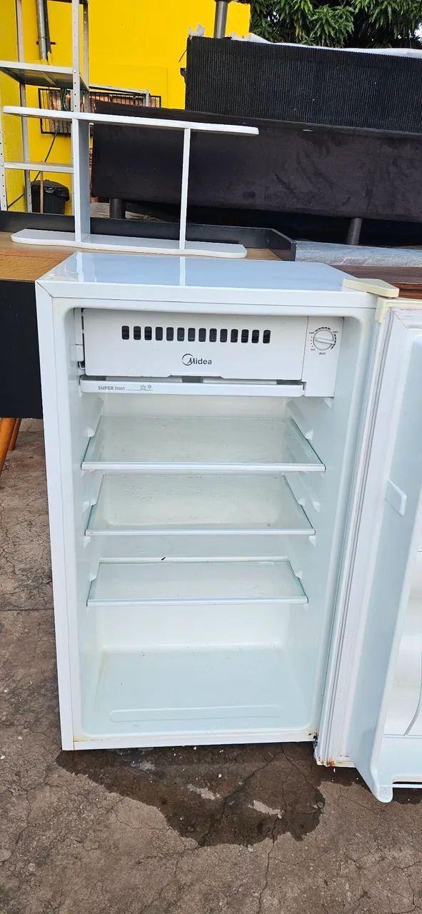 frigobar Midea 110v gelando perfeitamente - entrega grátis  - Foto 4