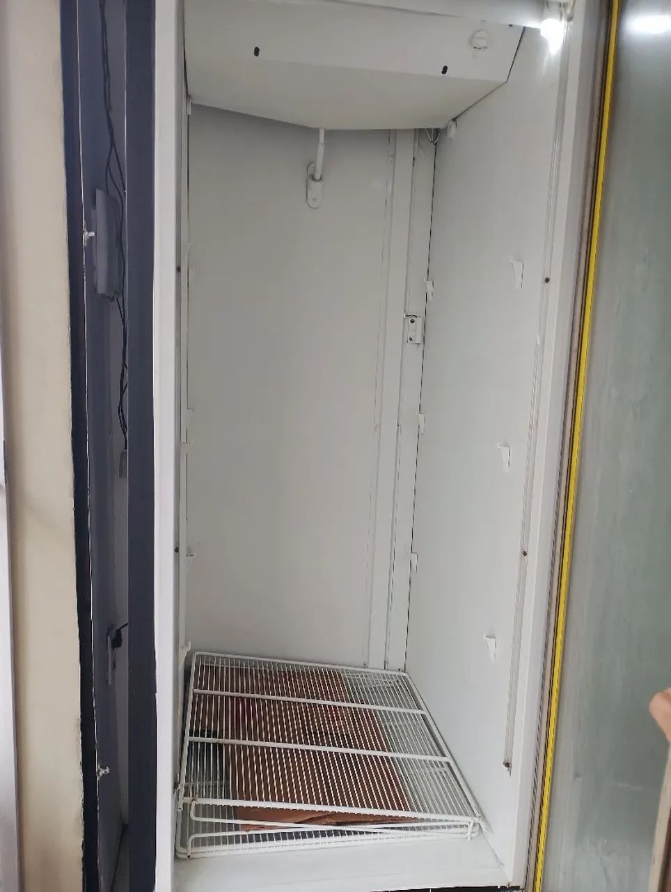 Vendo freezer vertical - Foto 3