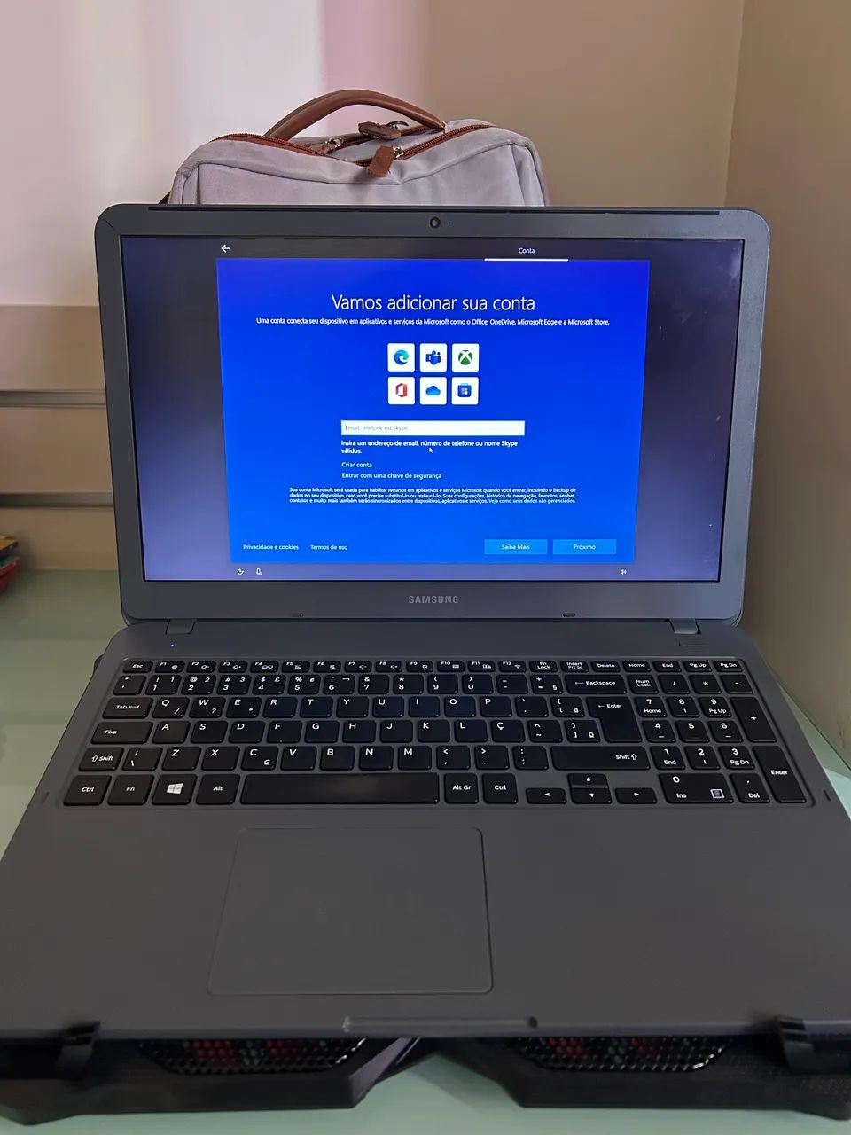 Notebook Samsung essential e30