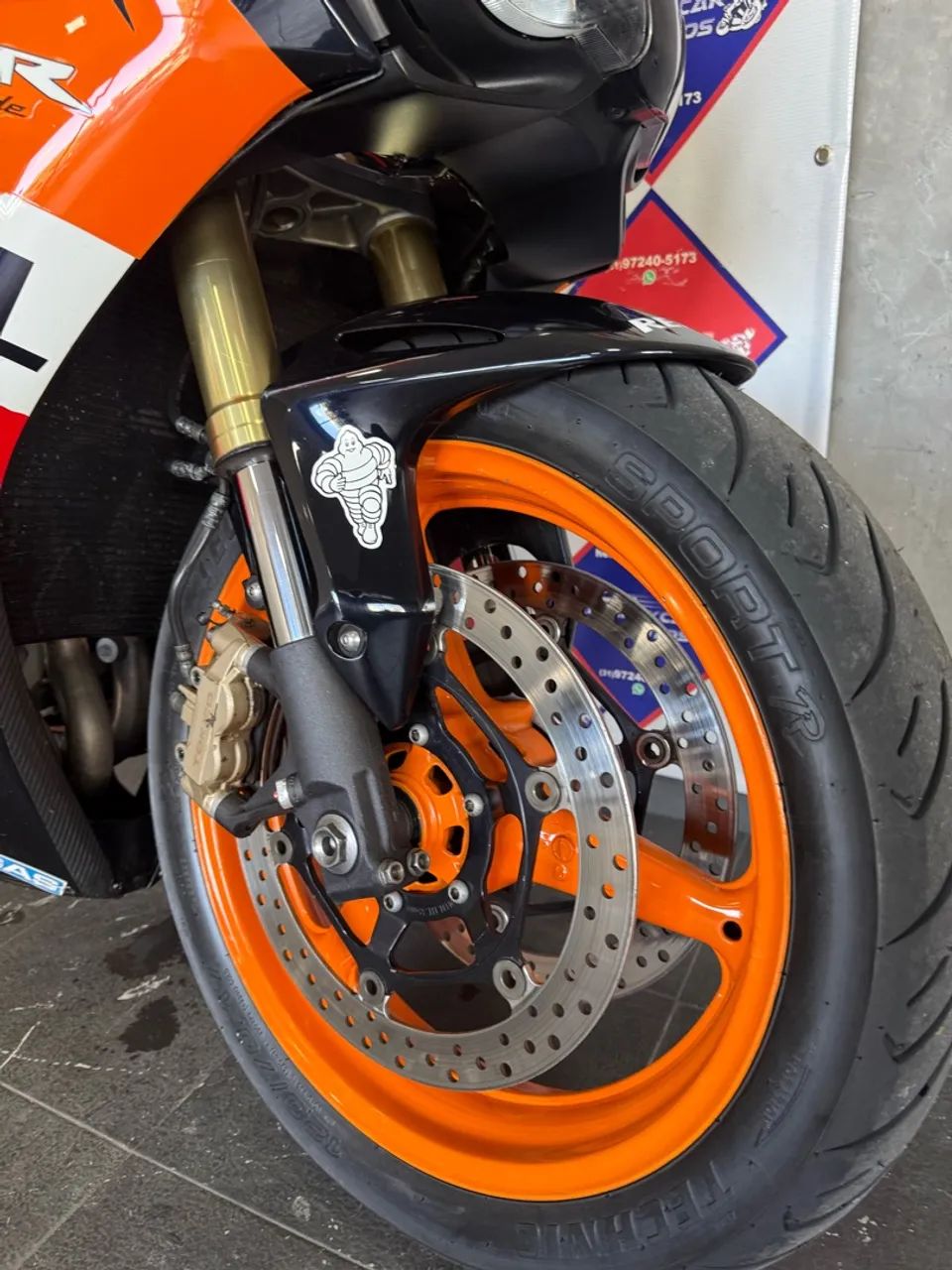 CBR 1000RR Fireblade - Foto 3
