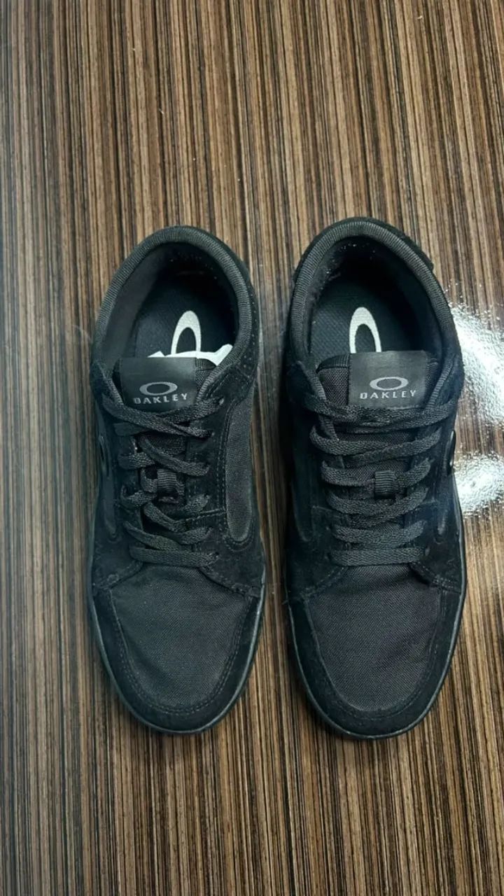 tenis oakley preto - Foto 3