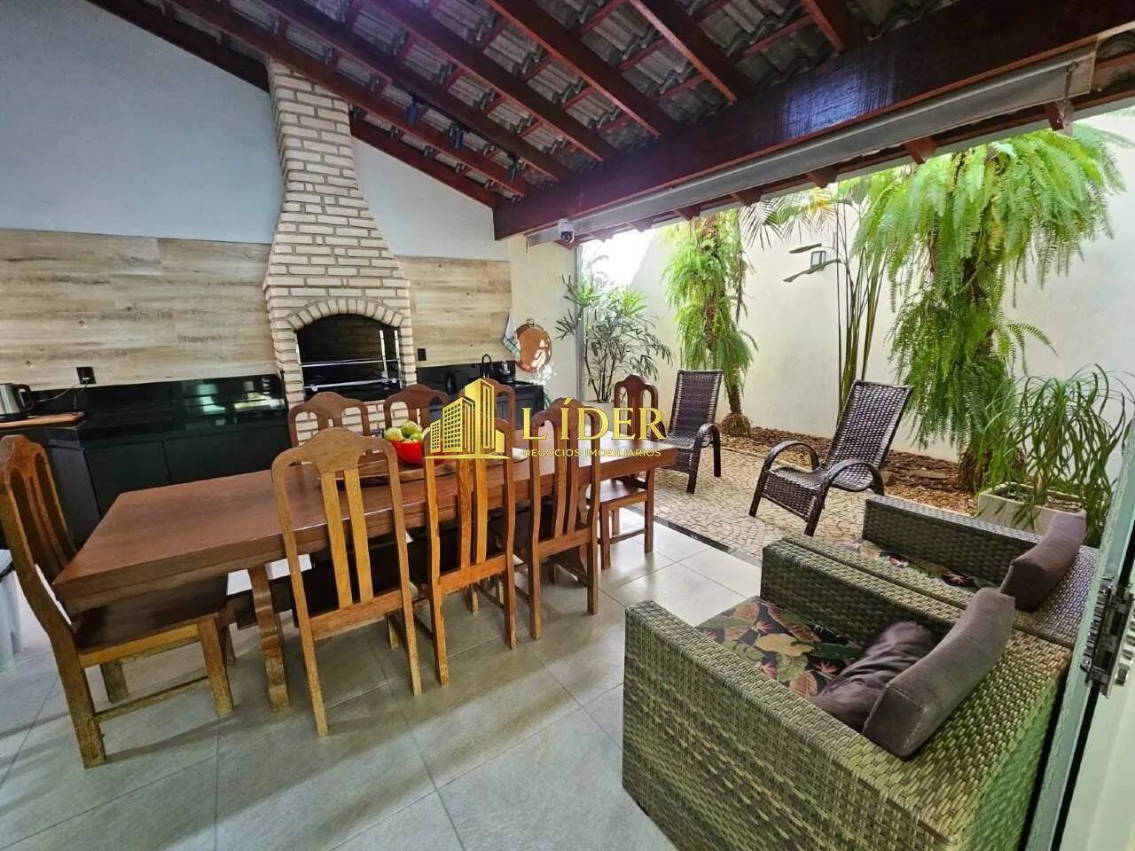 Casa Alto Padrão completa no Santa Rosa