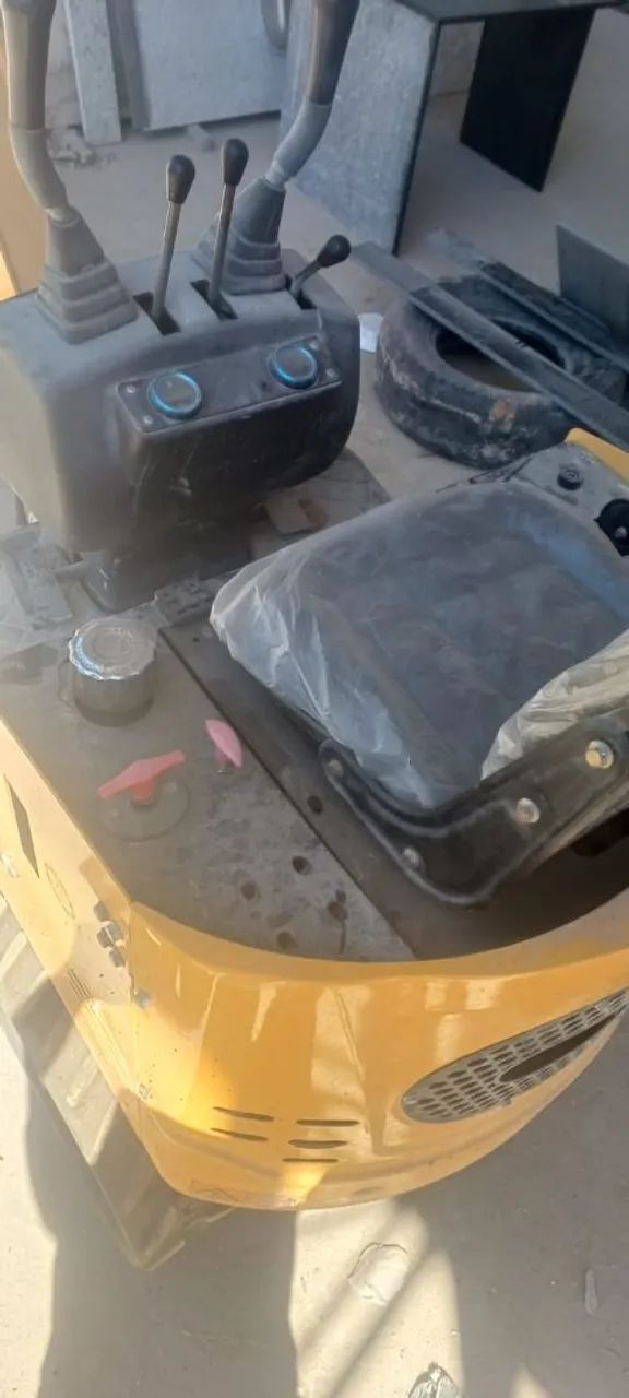 Mini escavadeira 