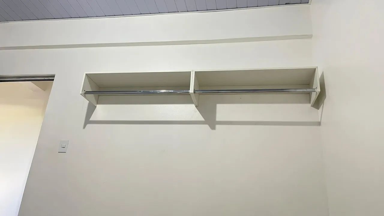 Arara de roupas 1 metro 100%MDF - Foto 5