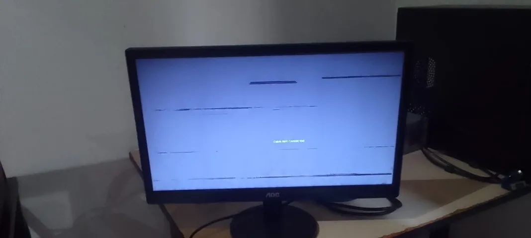 Monitor 1366x768 19" com cabo de força e vga (AOC E970SWNL)