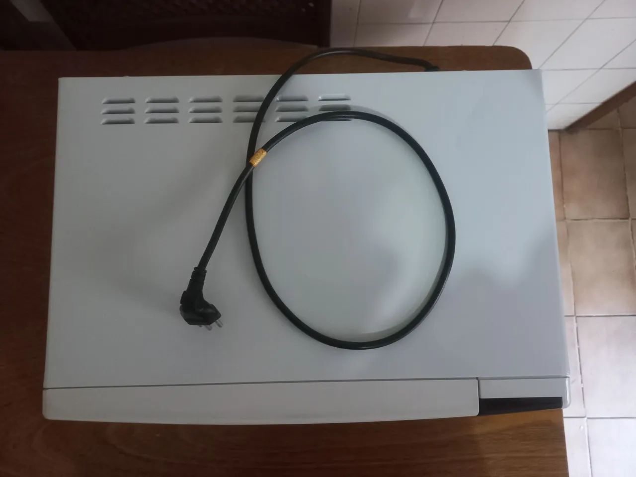 MICRO-ONDAS ELECTROLUX  - Foto 5