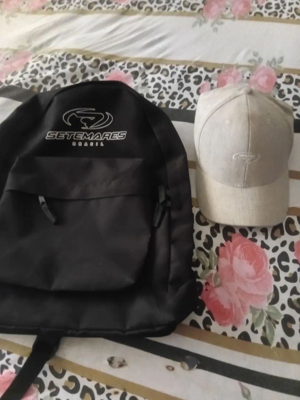 Boné e mochila 7 mares - Foto 3
