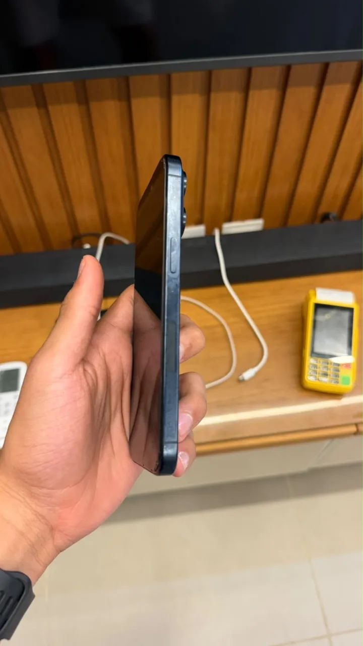 IPHONE 15 PRO MAX - Foto 4