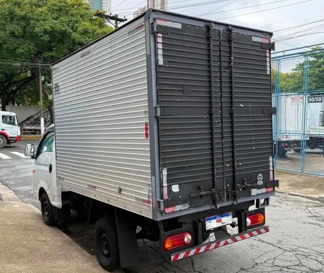  Hyundai HR  - Foto 5