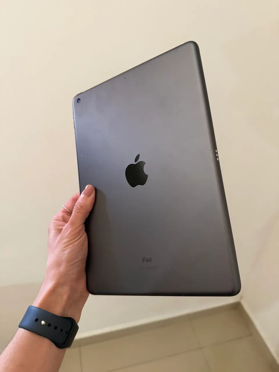 iPad 9ª geração - Na garantia Apple até junho 2027  - Foto 4
