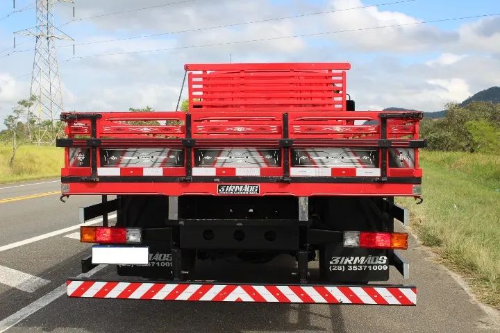Mb Accelo 815 2018 - Foto 4