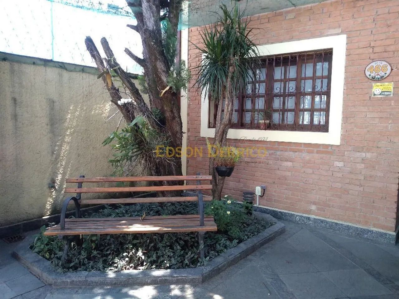 Sobrado com 4 Quartos à Venda, Centro - Pindamonhangaba - Foto 2