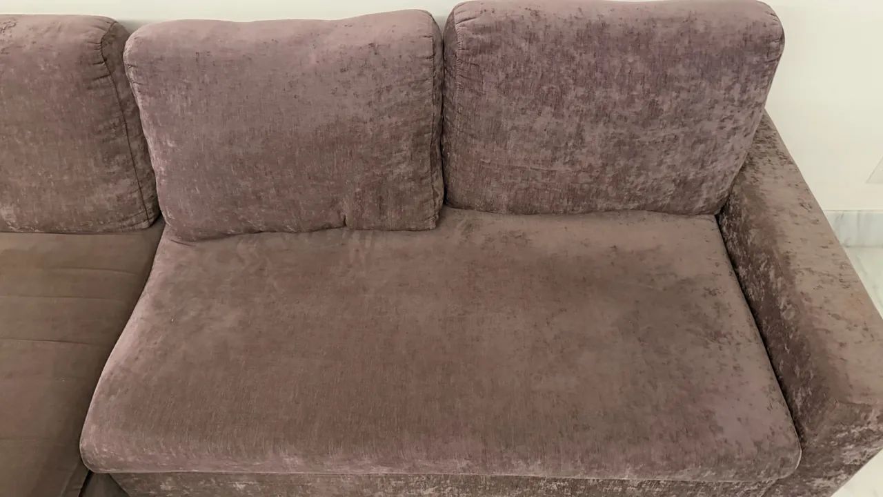 Vendo Sofá com chaise, 2,40 mts, tecido, em ótimo estado. - Foto 5