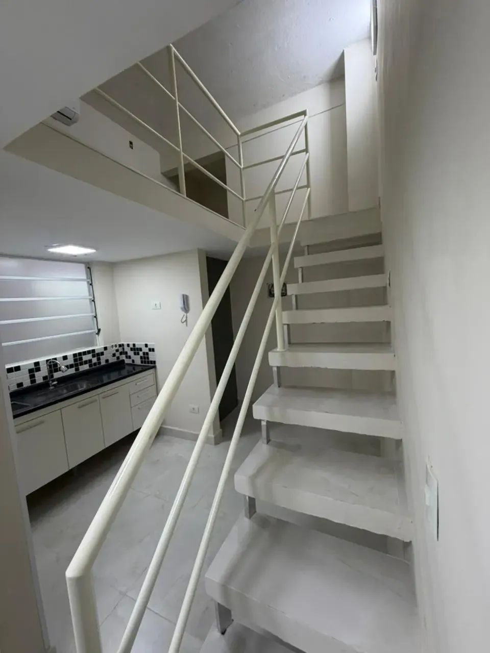 Apartamento com 1 Quarto para alugar, 28m² - Vila Prudente