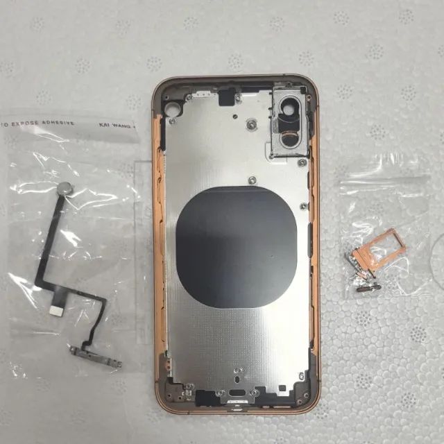 Carcaça para iPhone XS Max com visual de iPhone 17 Pro Max - Foto 2