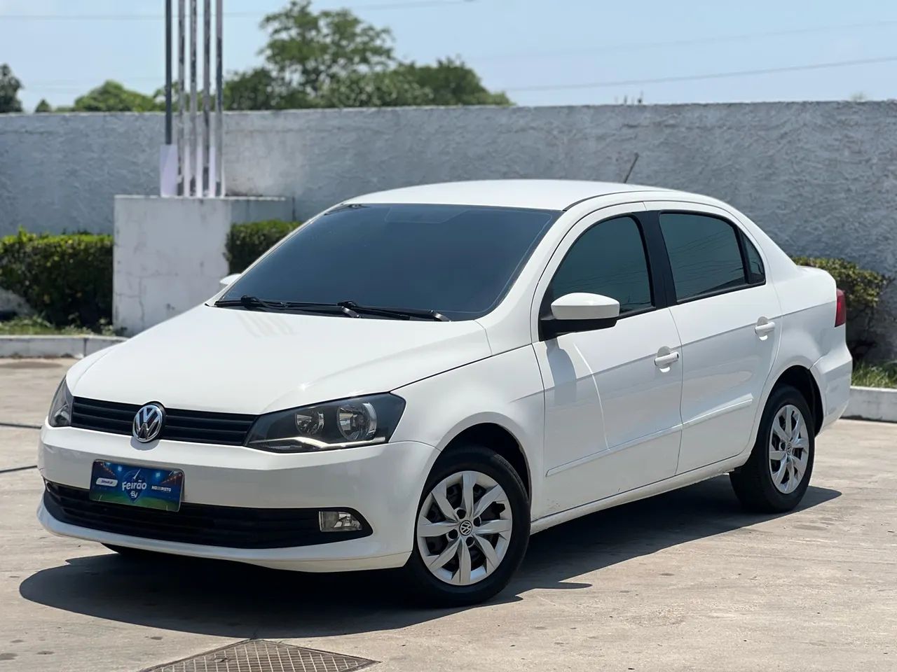 Volkswagen Voyage VOYAGE Trendline 1.0 T.Flex 8V 4p 2015