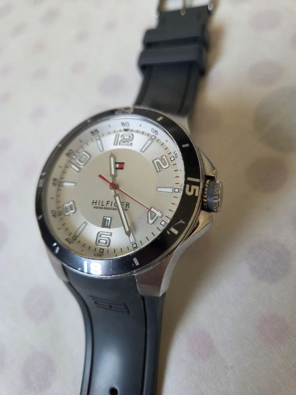 Relógio estilo Diver Tommy pulseira silicone