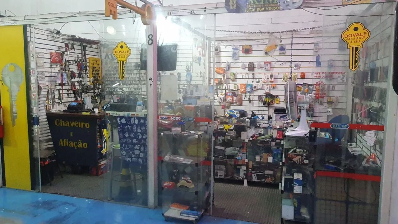 passo o ponto chaveiro com maquinas ferramentas e loja de acessórios para celular   - Foto 5