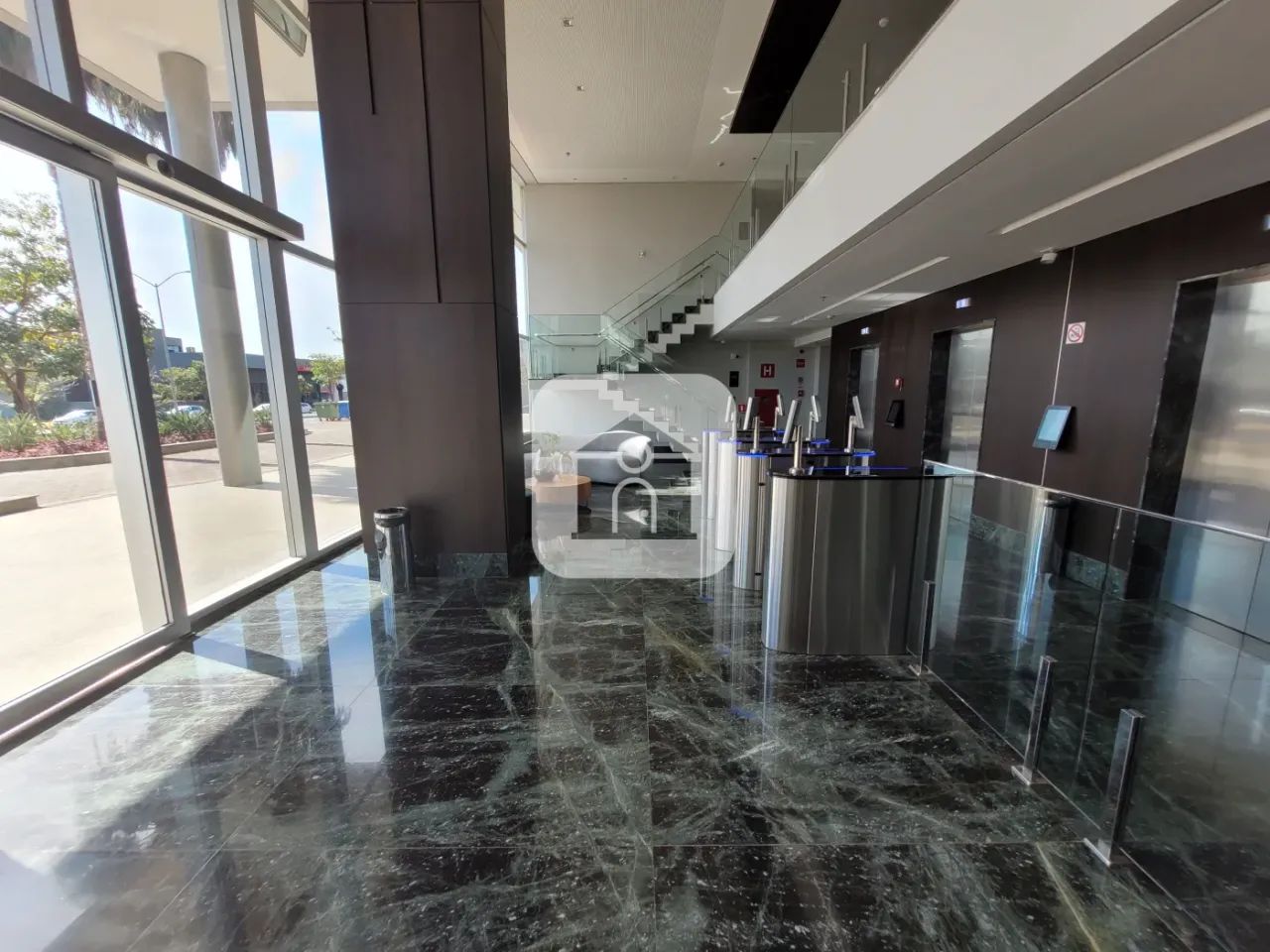 Sala comercial para locação no bairro Granja Marileusa - Foto 4
