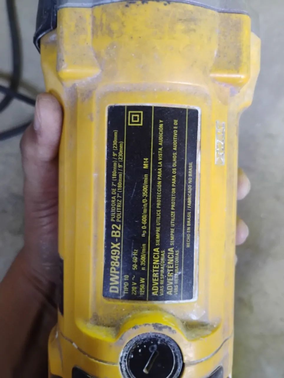  Politriz e Lixadeira Angular DeWalt - Foto 2