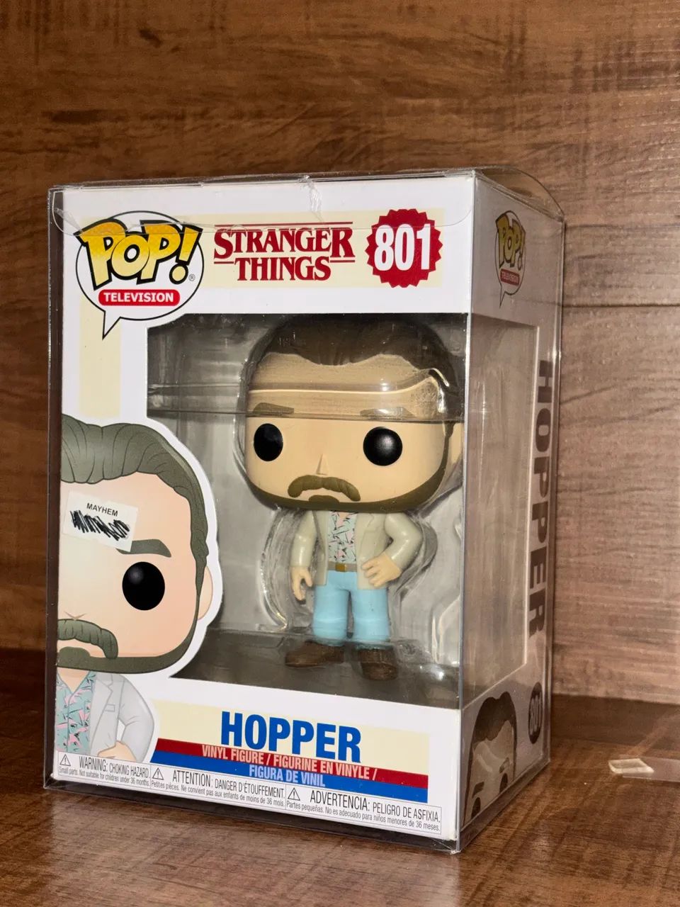 Funko Pop! Hopper 801 - Stranger Things (com protetor)