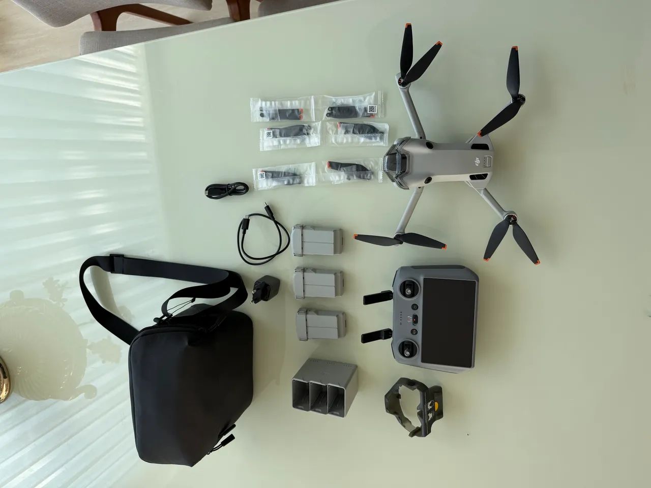 Dji Mini 4 Pro Fly combo plus  - Foto 4