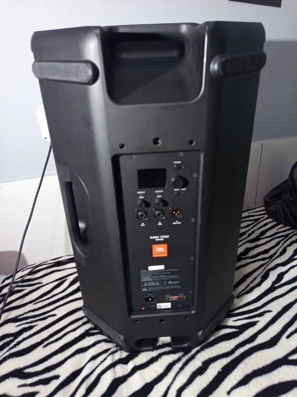  (2)Caixa ativa eon 700 de 15 polegadas - Foto 2