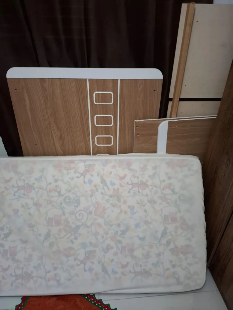 Berço para bebê  nunca usado na caixa