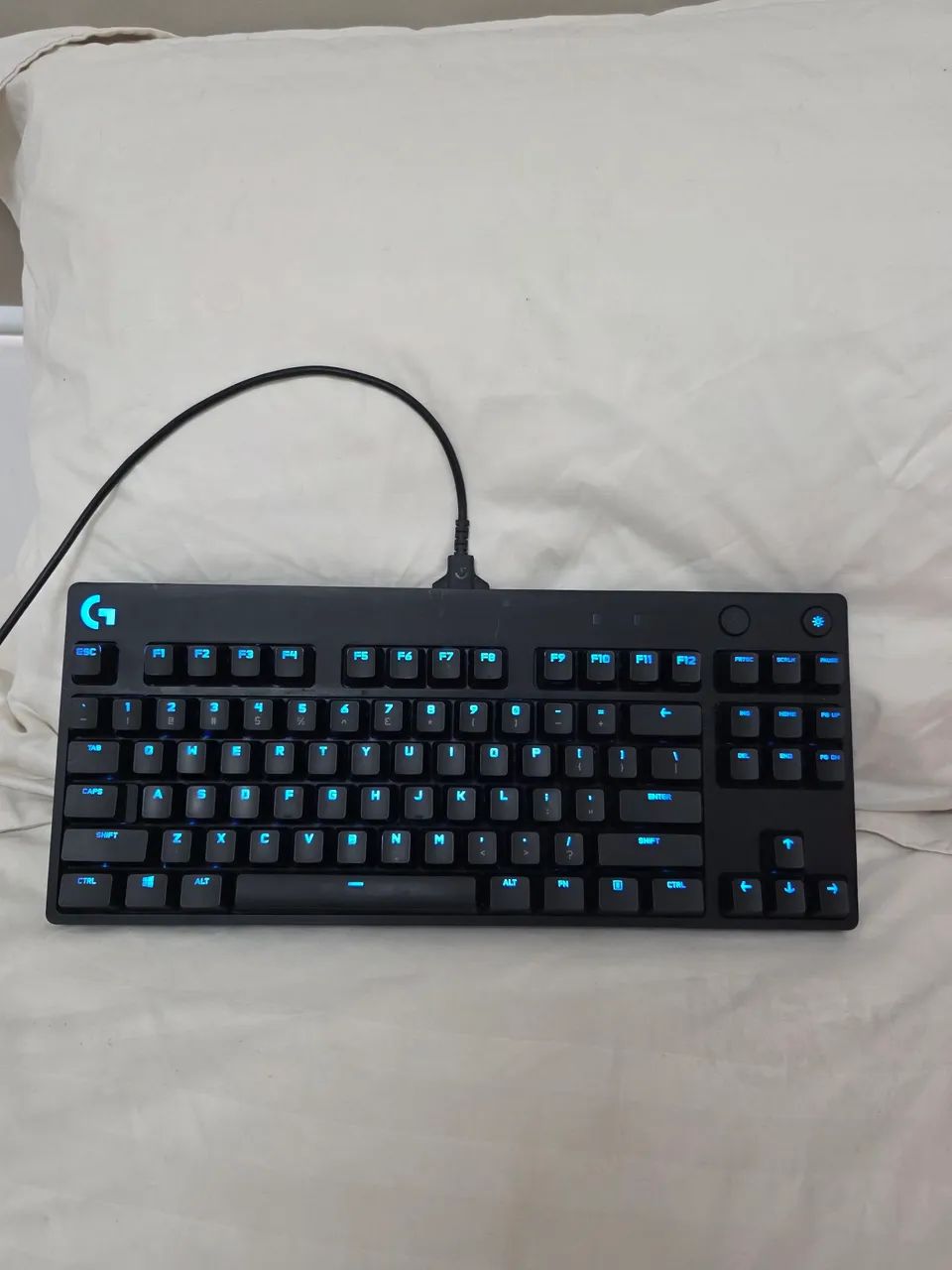 Logitech G TKL RGB mecânico (Switch Azul) - Foto 4
