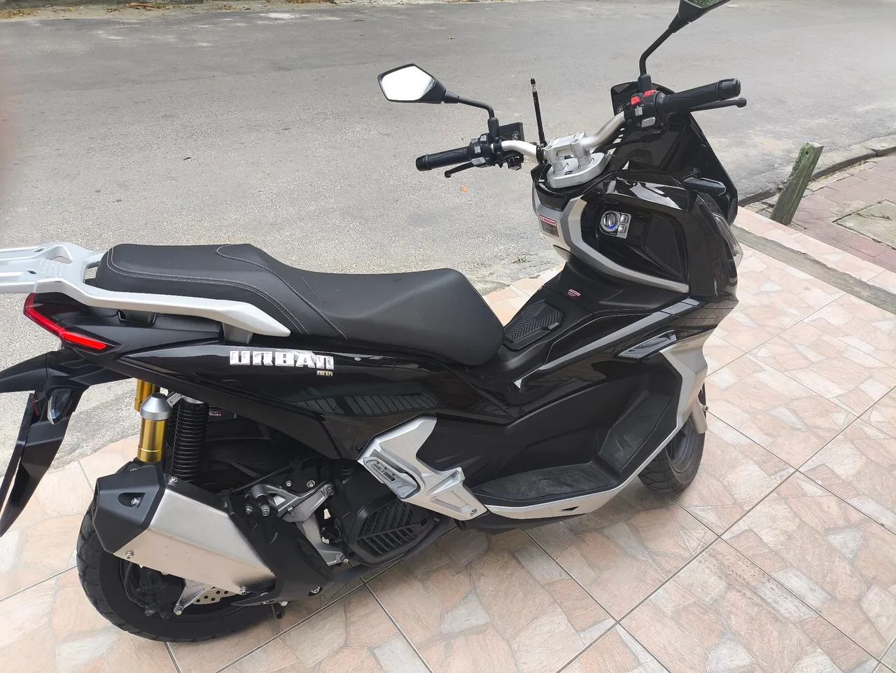  Urban 150 EFI 2025 - Foto 4