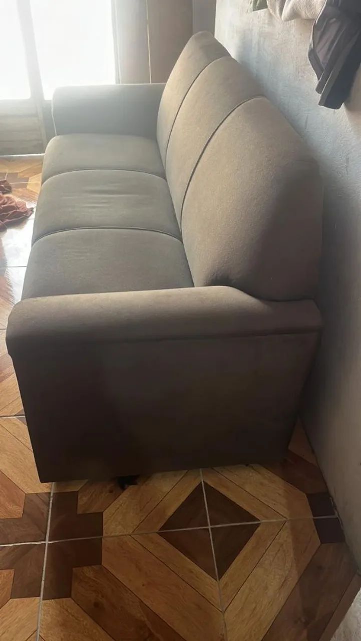 Sofá 3 lugares - Foto 2