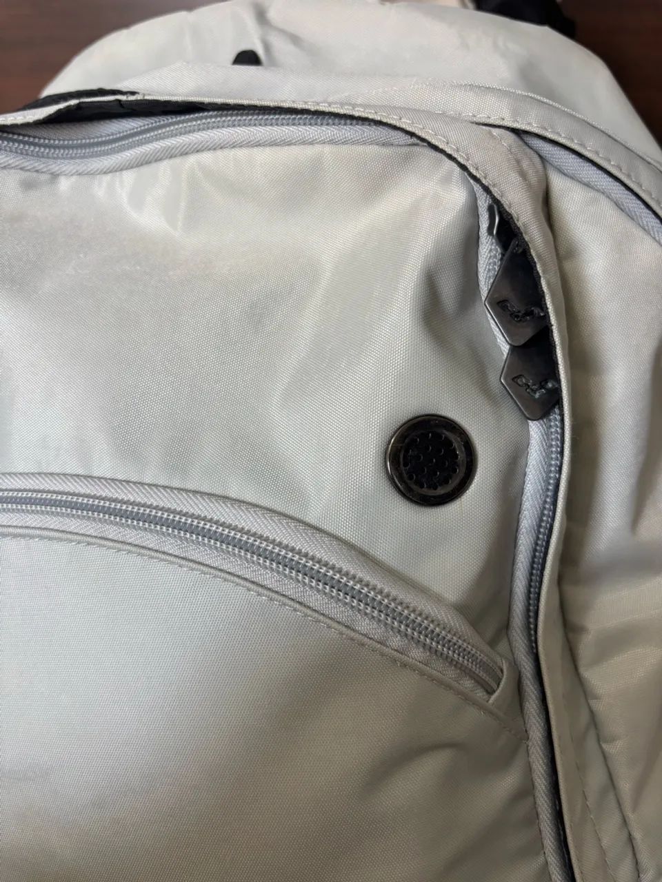 Mochilas ARENA e TARGUS - Foto 4