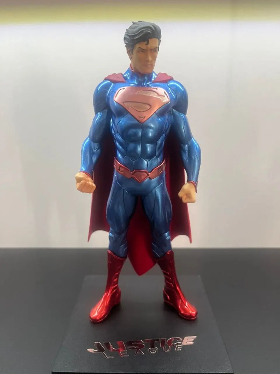 Miniatura Kotobukiya Superman DC
