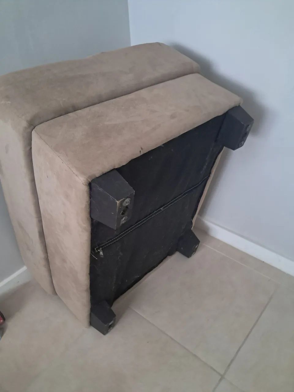 Puff em suede.60x80 - Foto 2