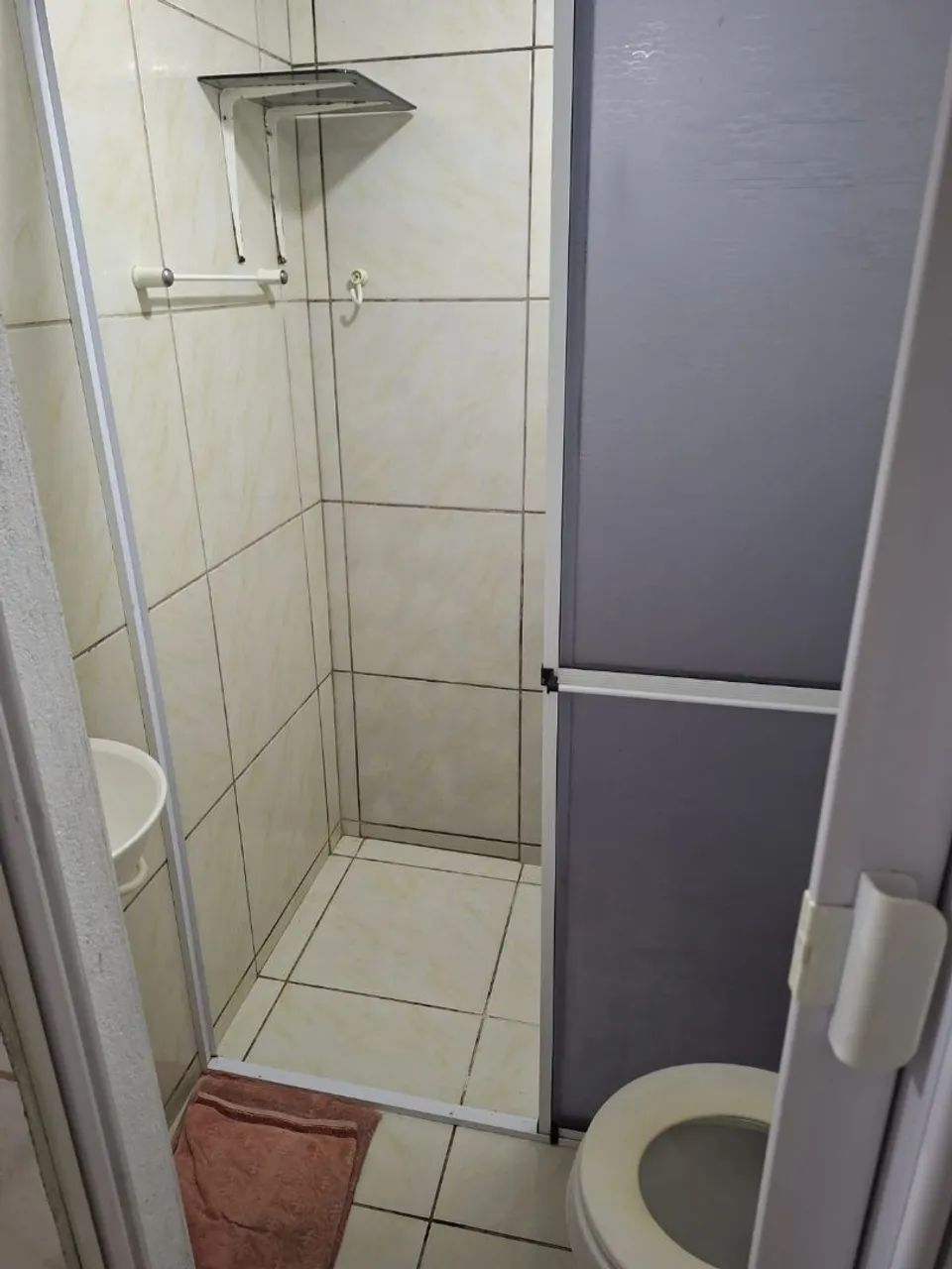 Kitnete mobiliada próximo ao Shopping Park Europeu - Foto 4