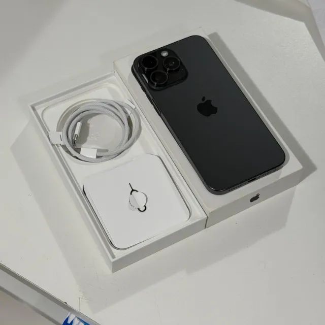 iPhone 15 Pro Max - Foto 2