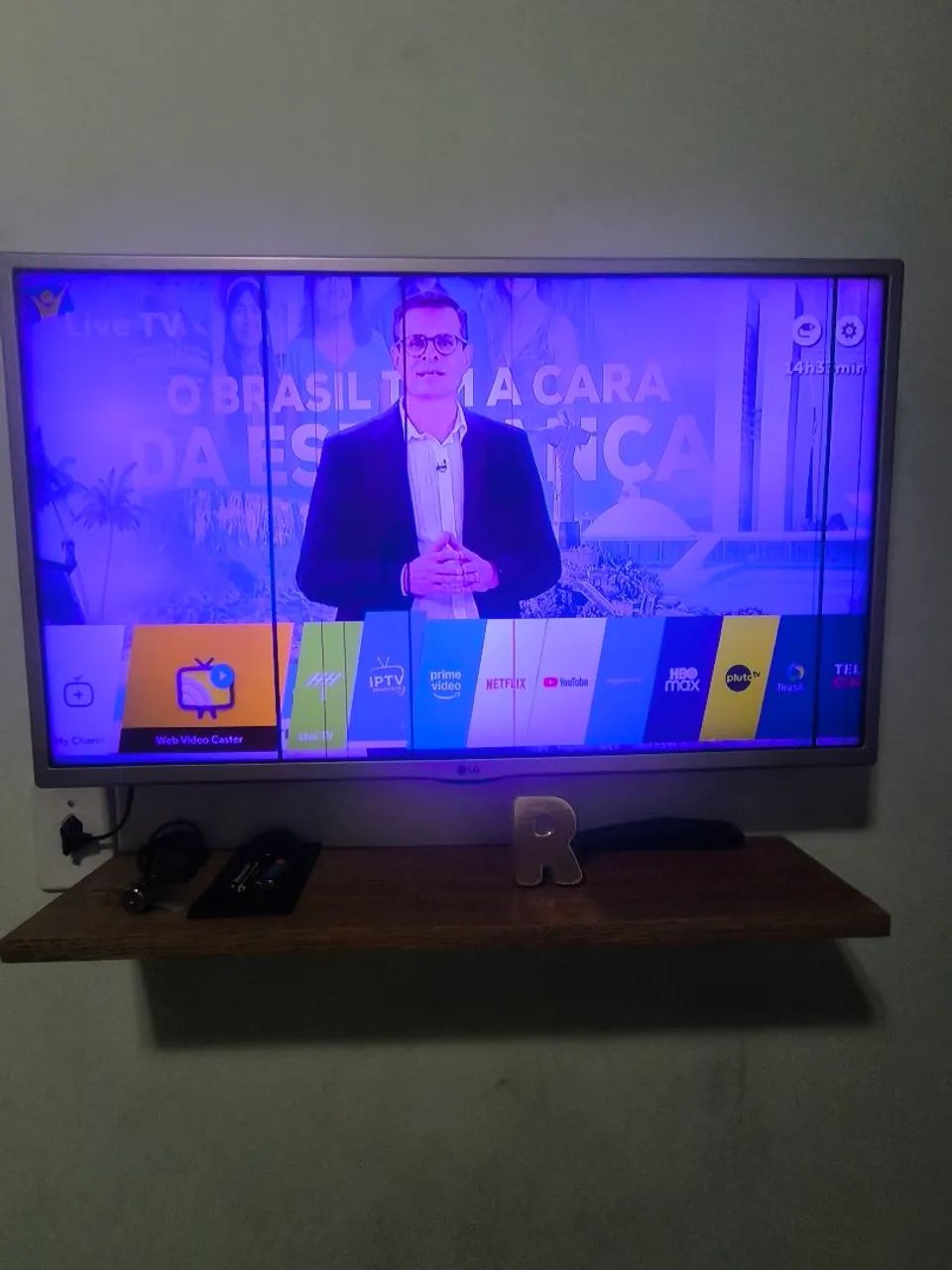 Smartv LG 32 polegadas cm algumas linhas  - Foto 2