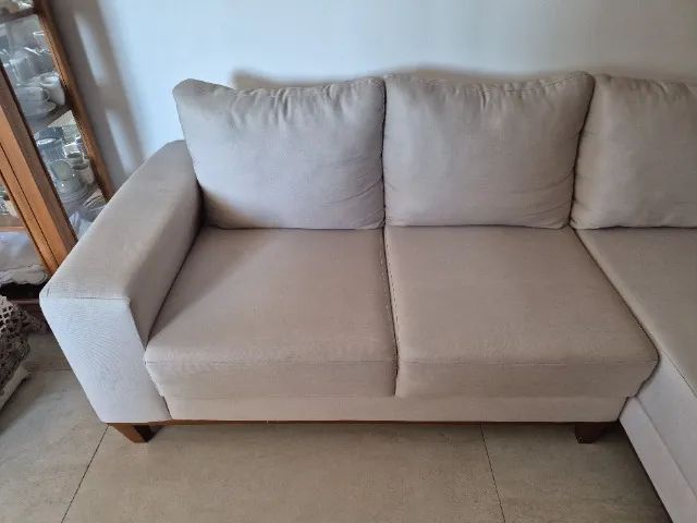 Sofá De Canto Com Chaise 3 Lugares Bege Para Sala (Usado) - Foto 4