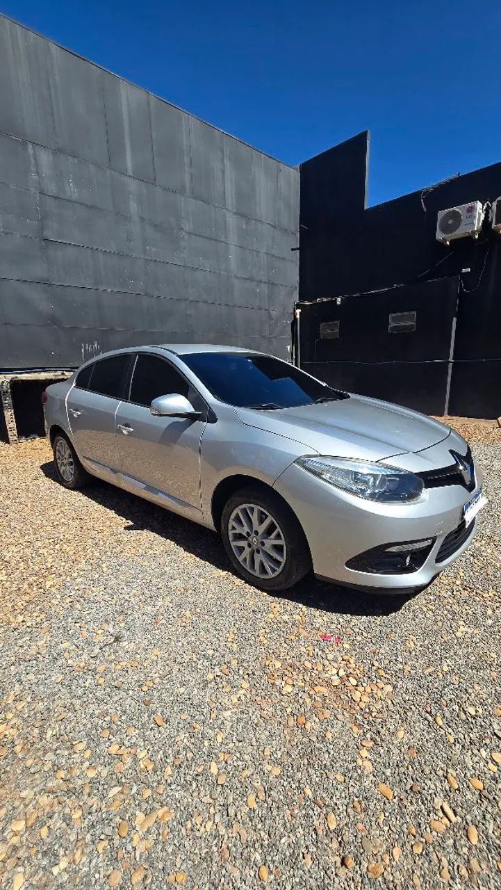 Renault Fluence Sed. Dyn. Plus 2.0 16V Flex Aut. 2016 - Foto 3